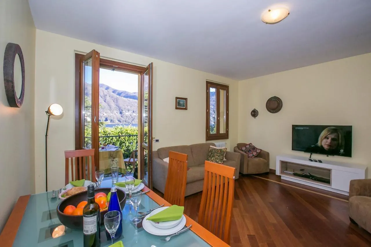 Residenza Regina Apartment Laglio