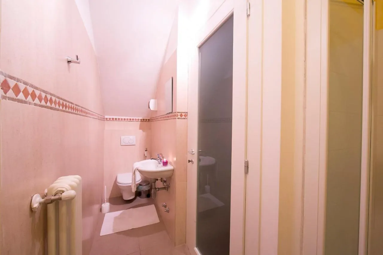 Residenza Regina Apartment Laglio