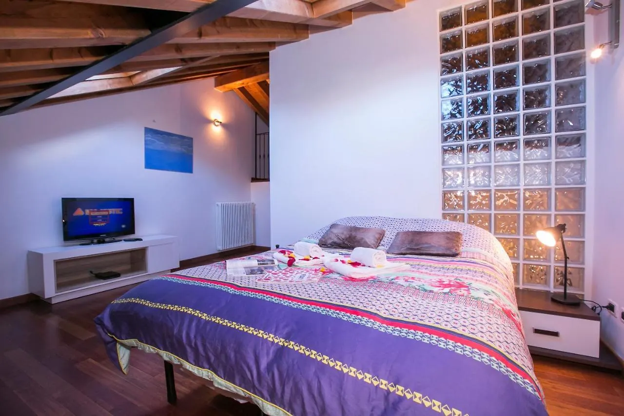 Residenza Regina Apartment Laglio 0*,